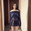 Vestido de una sola manga larga estilo americano para mujer, principios de otoño, ceñido a la cintura, adelgazante y ajustado al cuerpo con falda corta, vestido elegante