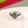 Anel de Prata Esterlina S925 Yuebao Jewelry Padrão Quadrado Vazado Jade Nan Hong Qing Shui Estilo Chinês Retrô Envelhecido Anel de Prata