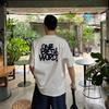 Camiseta Masculina Casual de Manga Curta com Bordado de Letra Simples, Nova Coleção Verão 2025, Estilo Americano, Camisa Básica Solta, Top Tendência