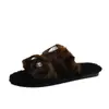 Sandalias tipo mule con estampado de leopardo y pedrería, pantuflas de otoño/invierno, pantuflas de casa de moda, nuevas pantuflas de felpa de suela plana a la moda para 2026