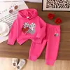 Amazon Cross-Border Conjunto de Moletom + Calça com Estampa de Coração Rosa-Choque para Meninas - Comércio Exterior Europeu e Americano