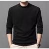 26 Estilos de Otoño e Invierno Cuello Alto Doble Cara Polar Térmico Invierno Nuevo Ropa Exterior para Hombre Capa Base Camiseta de Manga Larga Corte Ajustado Versátil