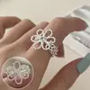 Anillo Dulce de Pétalos Florales para Mujer, Moderno y Único, Versátil y Elegante, Anillo Abierto de Lujo Ligero de Alta Gama, Anillo de Dedo Índice de Nicho