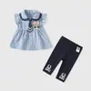 Novo Conjunto de Duas Peças para Meninas, Policial Coelho de Verão, Blusa de Manga Voadora, Shorts Slim, Roupa para Bebê Menina Atacado