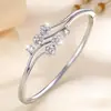 Pulsera Súper Hada Flor Zirconia para Mujer, Moda Europea y Americana, Pulsera de Alta Gama Incrustada con Diamantes, Versátil y Elegante, Joyería que Conserva el Color