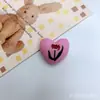 Nuevo Broche de Corazón Relleno de Algodón con Flor de Tulipán Bordada Lindo Estilo Dibujo Animado, Accesorios para Ropa, Zapatos y Calcetines, Suministro Directo del Fabricante