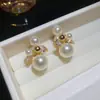 Pendientes de Plata Chapada en Oro Real de 14k con Aguja de Plata, Circonita y Perla, Pendientes de Lujo Ligero de Alta Gama, Exquisitos y Versátiles Pendientes para el Viaje Diario, Accesorios para Mujer