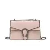 Bolsa Quadrada Pequena Elegante e Simples, Bolsa de Ombro Retrô na Moda Estilo Europeu e Americano, Adequada para o Trabalho e o Dia a Dia, Bolsa de Mão com Estampa de Cobra Texturizada, Versátil