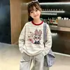 Camiseta a rayas elegante de manga larga para niñas, nueva moda de primavera y otoño, camiseta básica de cuello redondo estilo coreano para niños mayores