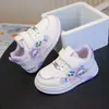 Zapatillas para Niña 2026 Primavera y Otoño Nuevas Lindos Zapatos Blancos Infantiles con Forma de Huevo, Zapatos Resistentes al Desgaste y Antideslizantes para Niñas Pequeñas