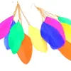 Huailang Fabricantes de joyería de comercio exterior europeo y americano al por mayor Pendientes de plumas de colores bohemios pendientes