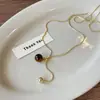 Tão bonito que deixa sem palavras! Colar ajustável com pedra olho de tigre em formato de coração para mulheres, um acessório de nicho de luxo leve com um toque sofisticado para outono e inverno, perfeito para combinar com suéteres