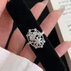 Anillo de encaje hueco antiguo de diamantes para mujer, temperamento femenino, estilo antiguo, estilo old money, sensación de alta gama, apertura ajustable