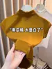 Camisa Base Verde con Cuello Mao Pequeño y Mangas Cortas, Nuevo Estilo Femenino 2026, Elegante y Adelgazante, Ropa Interior con Mangas Volantes, Top Corto