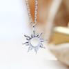 Personalidad transfronteriza simple sentido de alta gama collar de sol hueco cadena de clavícula para mujer venta al por mayor temperamento estilo frío tendencia ins