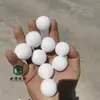Oubo Fornece Bolas de Armazenamento de Calor de Corindo Resistentes a Altas Temperaturas Que Podem Suportar Temperaturas de 1900 Graus, e Bolas de Armazenamento de Calor com 73% de Teor de Alumina para Fornos de Fusão de Alumínio
