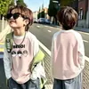 Camada de Base Manga Longa para Meninos 2026 Primavera/Outono Novo Estilo Meninos Crianças Médias e Mais Velhas Blusa Camiseta Infantil Versátil Color Block Estilosa