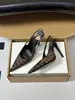 Tacones de aguja de punta fina estilo francés con tira en el talón para mujer, sandalias de charol de punta cerrada sin talón, zapatos transfronterizos sexy y versátiles para mujer
