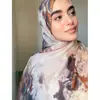 Serie de acuarela de Amazon transfronteriza Chal de poliéster satinado estilo étnico Bufanda para la cabeza de mujer étnica en stock
