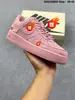 Air Force 1 07 low, um tênis casual de cano baixo, unissex, de cor sólida e edição limitada, disponível para exportação para o exterior