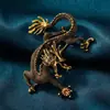 Broche Masculino Cartoon Dragão Voador Criativo Retrô Acessórios para Terno Jaqueta Lapela Zodíaco Dragão de Alta Qualidade Pino de Roupa