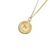 Collar Moneda con Retrato Redondo Tridimensional de Moda Europea y Americana para Mujer, Acero de Titanio Chapado en Oro de 18 Quilates, Cadena para Clavícula Hip-Hop con un Toque de Lujo
