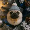 Adorno colgante acrílico con forma de Pomerania, lindo y de cara redonda, con un gorro de punto de copo de nieve, pajarita dorada y colgante de perrito con cascabel