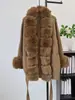 Casaco de tweed estilo francês com cinto na cintura, apresentando um design patchwork de pelo sintético e tecido de malha, um casaco de lã dupla face e um cardigã de malha de alta qualidade para mulheres