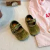 Zapatos de princesa de terciopelo para niñas, zapatos planos pequeños de estilo francés para niñas, nuevos zapatos de cuero poco profundos de suela blanda para niños Otoño 2026, estilo coreano