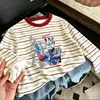 Camiseta de Manga Larga a Rayas de Algodón Puro, Nueva Moda Primavera y Otoño para Niños, Estilosa y de Corte Holgado, Camiseta Básica Versátil para Niños Mayores