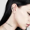 Aretes Metálicos con Forma de Espada, Aretes de Estilo Genial y Atrevido, Aretes Sencillos y Personalizados para Ropa de Trabajo Diaria, Accesorios Versátiles Estilo Ins