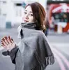 Bufanda de cuadros para hombre y mujer, chal para parejas, versión coreana de otoño e invierno, venta al por mayor de fábrica, cachemir sintético, suave, ceroso, cómodo, colores completos