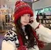 Chapéu de Tricô Estilo Fair Isle Transfronteiriço para Mulheres, Chapéu de Lã Quente para Outono e Inverno, Chapéu de Orelha à Prova de Frio para Ciclismo, Chapéu Lei Feng para Afinar o Rosto