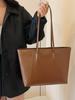 Bolsa Tote de Comércio Exterior Novo Estilo Simples Cor Sólida Grande Capacidade Bolsa de Mão Feminina Para Deslocamento e Saídas Versátil Moda Bolsa de Ombro