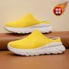 Sapatos casuais de tricô flyknit para casal, forrados com fleece, quentes, para outono e inverno, para uso externo, slip-on, modernos, confortáveis, antiderrapantes, meia-pantufa para homens e mulheres