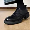 Outono 2026 Novo Estilo Britânico Bico Redondo Velcro Pequenos Sapatos de Couro Feminino Retro Couro Macio Solado Macio Estilo Coreano Mocassins Feminino