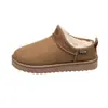Botas de Neve Quentes de Inverno Femininas 2026 Novo Estilo Comércio Exterior Camurça Mais Veludo Fundo Plano Espessado Sapatos de Algodão Em Estoque Atacado 43