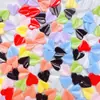 Venda Quente Macaron Cor Sólida Coração Decorações para Unhas Artísticas Versátil Doce Pétala Dupla Coração de Pêssego Unhas Usáveis Brincos Decorações de Resina
