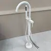 Grifo de Bañera de Pie Color Bronce Gunmetal Columna Cubo de Madera Lateral para Tanque Lavabo Montaje en Pared Cabezal de Ducha Independiente Frío y Caliente