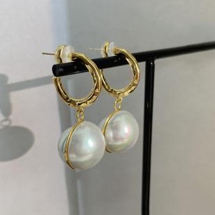 Europeu e americano S925 prata agulha retro temperamento grandes brincos de pérola 2022 nova moda orelha jóias ponto brincos atacado 欧美S925银针复古气质大珍珠耳环2022年新款潮耳饰品现货耳钉批发