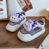 Zapatos de Lona de Malla Individual para Niñas Transpirables Verano 2025 Nuevo Moda Zapatos Casuales de Muñeca para Niños Tendencia de Moda Zapatos Individuales de Suela Suave