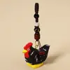 Colgante para llavero de coche de pollo de madera maciza tallado a mano, decoración unisex para bolso, adorno decorativo, regalo de cumpleaños
