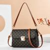 Bolso Cruzado Simple para Mujer 2024 Nuevo Patrón Lichi Bolso para Madre de Mediana Edad Compras Compras Necesario Candado Bolso de Hombro Moderno