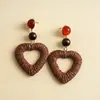 Pendientes de Corazón de Madera Color Café Transfronterizos Europeos y Americanos, Pendientes Estilo Retro Maillard, Pendientes de Diseño de Nicho para Mujer
