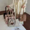 Bolsa Casual de Moda Versátil de Grande Capacidade Estilo Verão 2026 Transfronteiriça Bolsa Tote Simples de Ombro e Axila