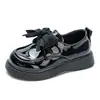 Zapatos de cuero para niña 2026, moño brillante, suela gruesa, suela blanda, versátiles, antideslizantes, estilo princesa, nuevos zapatos de moda de primavera y otoño