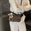 Bolso Pequeño Mate Retro 2026 Nuevo Bolso de Hombro de Nicho para el Trabajo Bolso Cruzado Versátil Bolso Cuadrado Pequeño de Patchwork a la Moda