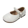 Zapatos de Cuero para Niñas 2026 Otoño Nuevo Estilo Coreano Zapatos de Princesa con Pedrería Suela Suave para Niñas Pequeñas Zapatos Individuales de Boca Baja para Exportación