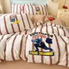 Conjunto de quatro peças de toalha Disney 100% algodão Classe A bordado escovado, lençol de cama 100% algodão, capa de edredom, lençol com elástico, conjunto de três peças para dormitório estudantil