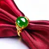 Anel de venda quente banhado a ouro com incrustação de jaspe Hetian anel de calcedônia ao vivo anel feminino presente de aniversário para mãe